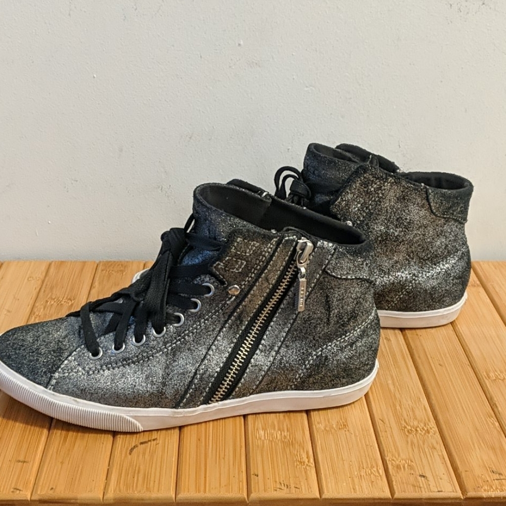 Diesel Women's Black and Silver High-Top Sneakers